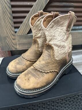 Youth Ariat‎ western boots